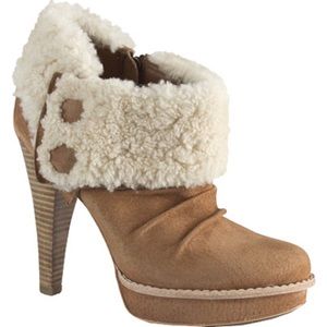 UGG Georgette Shearling Heeled Suede Bootie Fawn